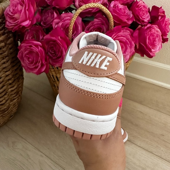 Nike Womans dunk low white rose whisper nude - Picture 13 of 16